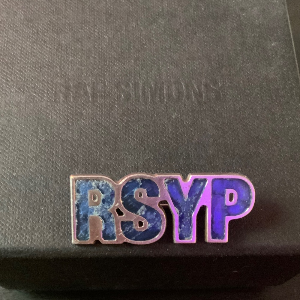 Raf Simons Pin 🧷